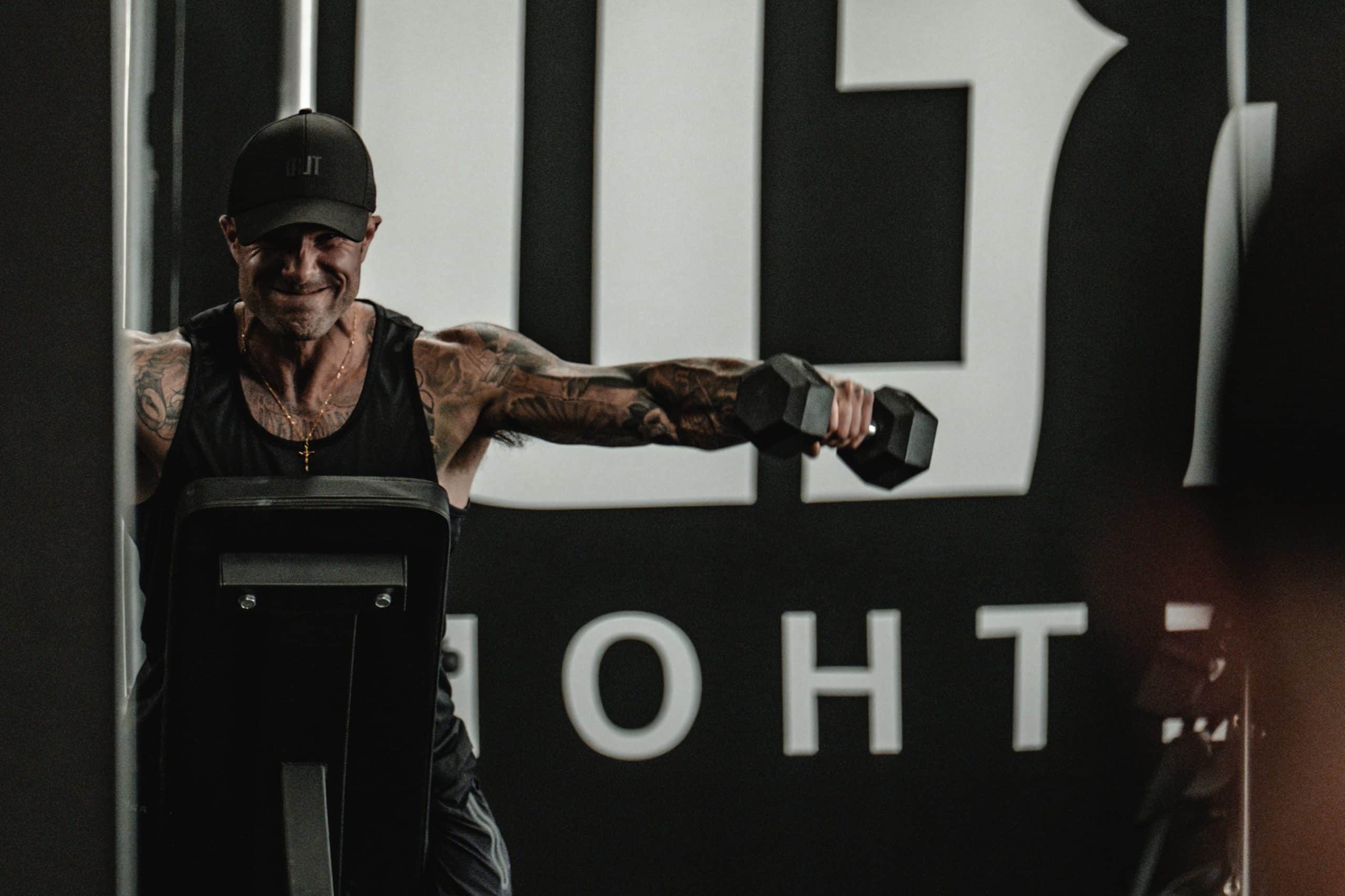 Cody McBroom, expert trainer out of Seattle, WA and owner of Tailored Coaching method, showing an example of training with a low RIR (high effort) to maximize hypertrophy