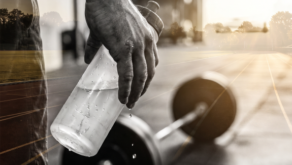 Intra-workout nutrition for hybrid athletes fueling strength and endurance sessions